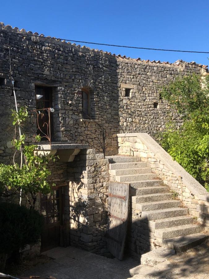 La Tour Des Baronnies A La Porte De L Eau Saint-Auban-sur-lʼOuvèze エクステリア 写真